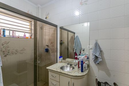 Casa à venda com 190m², 3 quartos e 2 vagasBanheiro da Suíte 2