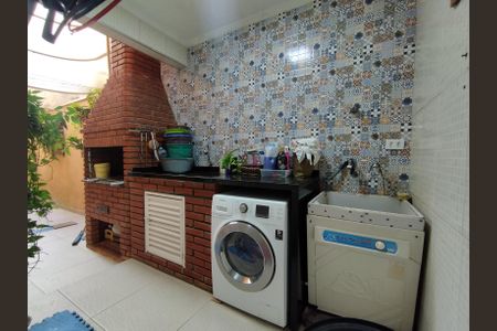 Casa à venda com 190m², 4 quartos e 2 vagasÁrea de Serviço