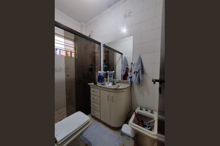 Casa à venda com 190m², 4 quartos e 2 vagasBanheiro - torneira