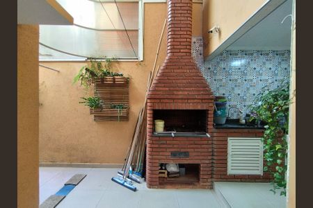 Casa à venda com 190m², 4 quartos e 2 vagasQuintal