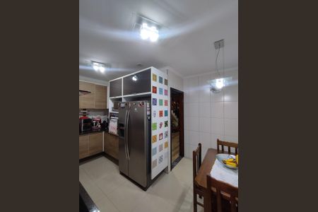 Casa à venda com 190m², 4 quartos e 2 vagasCozinha - Armários