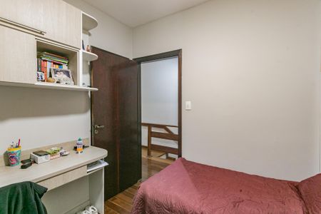 Casa à venda com 190m², 3 quartos e 2 vagasSuíte 2