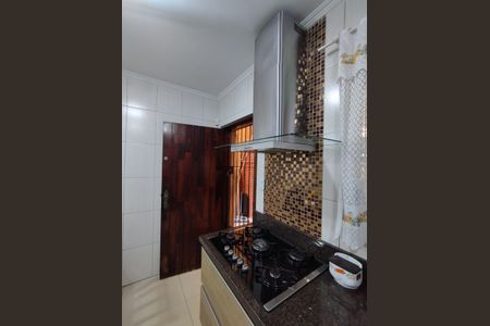 Casa à venda com 190m², 4 quartos e 2 vagasCozinha - Armários