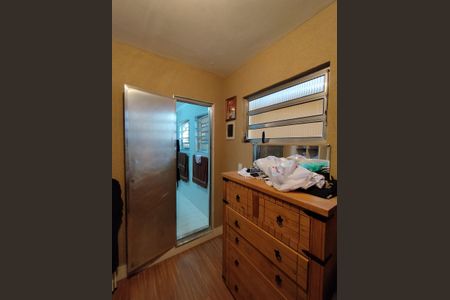 Casa à venda com 190m², 4 quartos e 2 vagasCloset da suíte