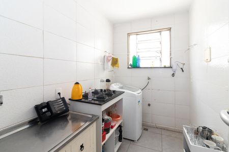 Apartamento para alugar com 45m², 2 quartos e sem vagaCozinha e Área de Serviço