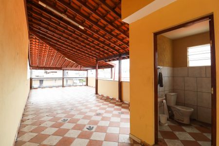 Casa para alugar com 250m², 4 quartos e 2 vagas