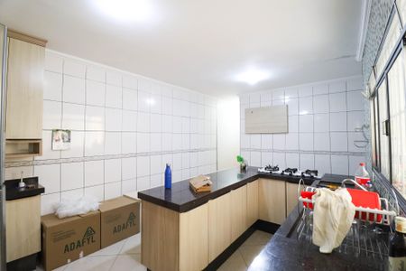 Casa para alugar com 250m², 4 quartos e 2 vagas