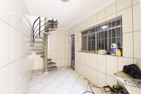 Casa para alugar com 250m², 4 quartos e 2 vagas