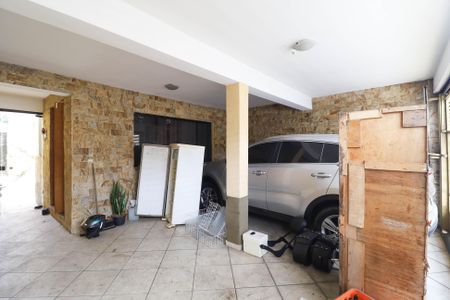 Casa para alugar com 250m², 4 quartos e 2 vagas