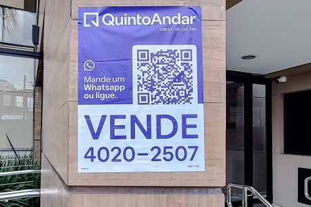 Apartamento à venda com 265m², 3 quartos e 4 vagas Apartamento à venda com 265m², 3 quartos e 4 vagasPlaquinha