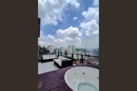 Apartamento à venda com 265m², 3 quartos e 4 vagas Apartamento à venda com 265m², 3 quartos e 4 vagasÁrea externa - Piso Superior