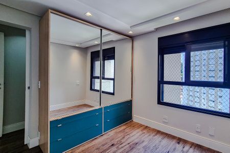 Apartamento à venda com 265m², 3 quartos e 4 vagas Apartamento à venda com 265m², 3 quartos e 4 vagasQuarto 3