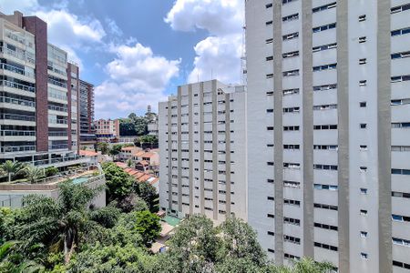 Apartamento à venda com 265m², 3 quartos e 4 vagas Apartamento à venda com 265m², 3 quartos e 4 vagasVista da Suíte