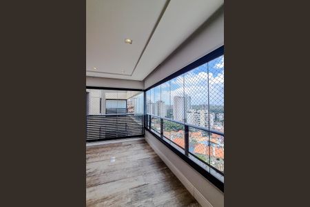 Apartamento à venda com 265m², 3 quartos e 4 vagas Apartamento à venda com 265m², 3 quartos e 4 vagasVaranda da Sala