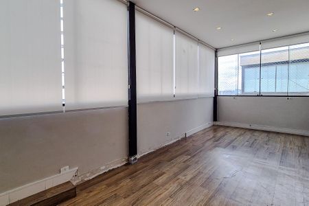 Apartamento à venda com 265m², 3 quartos e 4 vagas Apartamento à venda com 265m², 3 quartos e 4 vagasQuarto 5 - Suite (Piso Superior)