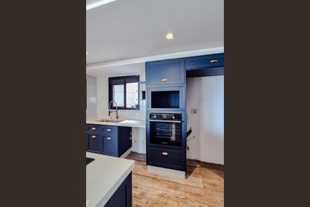 Apartamento à venda com 265m², 3 quartos e 4 vagas Apartamento à venda com 265m², 3 quartos e 4 vagasCozinha