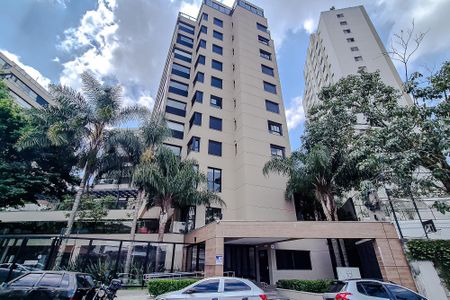 Apartamento à venda com 265m², 3 quartos e 4 vagas Apartamento à venda com 265m², 3 quartos e 4 vagasFachada - Plaquinha
