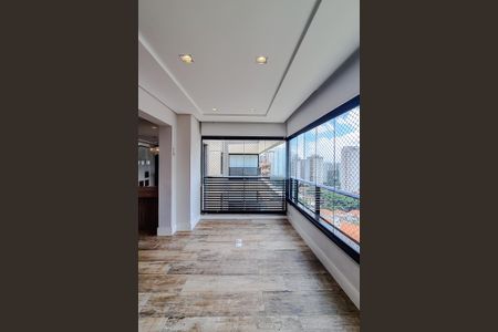 Apartamento à venda com 265m², 3 quartos e 4 vagas Apartamento à venda com 265m², 3 quartos e 4 vagasVaranda da Sala