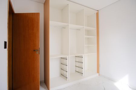 Apartamento à venda com 93m², 2 quartos e sem vagaQuarto 2