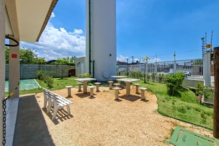 Apartamento para alugar com 40m², 2 quartos e 1 vagaÁrea comum - Churrasqueira