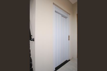 Apartamento à venda com 85m², 2 quartos e sem vagaÁrea comum