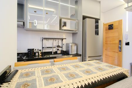 Apartamento à venda com 85m², 2 quartos e sem vagaCozinha e Área de Serviço