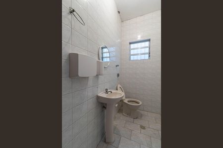 Casa à venda com 300m², 3 quartos e 2 vagasBanheiro