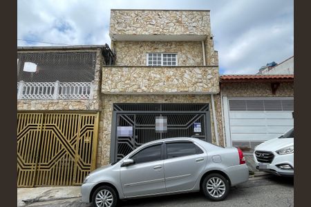 Casa à venda com 300m², 3 quartos e 2 vagasFachada+Placa 