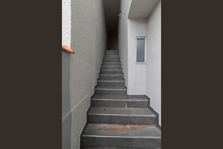 Casa à venda com 300m², 3 quartos e 2 vagasEscada