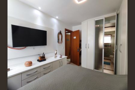 Apartamento à venda com 90m², 3 quartos e 2 vagas Apartamento à venda com 90m², 3 quartos e 2 vagasSuíte