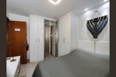 Suíte de apartamento à venda com 3 quartos, 90m² em Recreio dos Bandeirantes, Rio de Janeiro