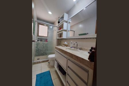 Apartamento à venda com 90m², 3 quartos e 2 vagas Apartamento à venda com 90m², 3 quartos e 2 vagasBanheiro da Suíte