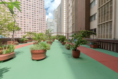 Apartamento à venda com 40m², 1 quarto e 1 vagaÁrea comum