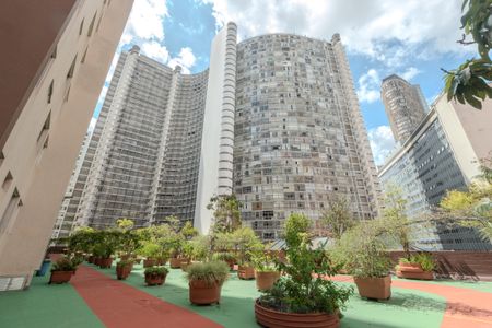 Apartamento à venda com 40m², 1 quarto e 1 vagaÁrea comum