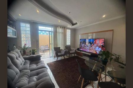 Sala de apartamento à venda com 3 quartos, 118m² em Barreiro, Belo Horizonte