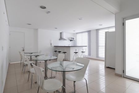 Apartamento para alugar com 54m², 1 quarto e 1 vaga