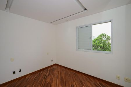 Apartamento para alugar com 70m², 2 quartos e 1 vagaSuíte
