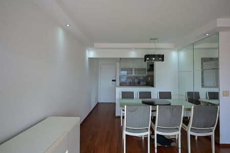 Apartamento para alugar com 70m², 2 quartos e 1 vagaSala