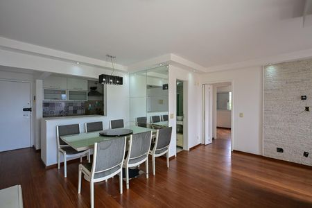 Sala de apartamento para alugar com 2 quartos, 70m² em Jardim Maria Rosa, Taboão da Serra