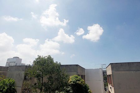 Apartamento para alugar com 85m², 2 quartos e 1 vagaQuarto 1 Vista