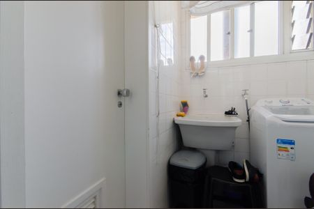 Apartamento à venda com 70m², 3 quartos e 1 vagaÁrea de Serviço