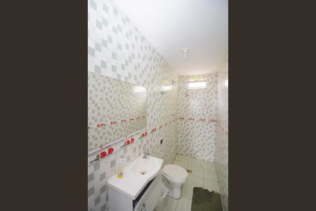 Casa para alugar com 150m², 3 quartos e 6 vagasBanheiro Social