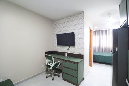 Apartamento para alugar com 1 quarto, 24m² em Vila Mazzei, São Paulo