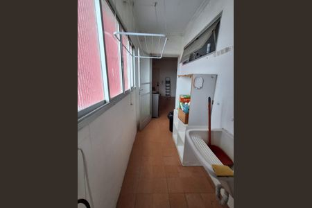 Apartamento à venda com 103m², 3 quartos e 1 vagaÁrea de serviço