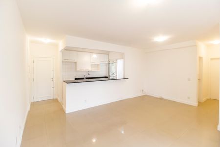 Sala  de apartamento para alugar com 2 quartos, 82m² em Tamboré, Barueri