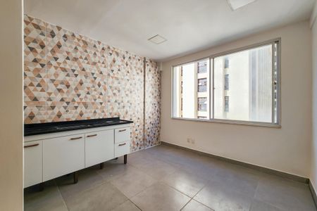 Apartamento à venda com 65m², 2 quartos e sem vagaCozinha 