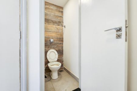 Apartamento à venda com 65m², 2 quartos e sem vagaBanheiro 