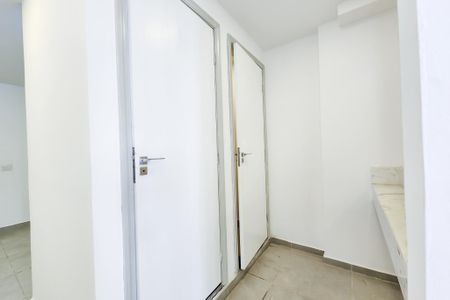 Apartamento à venda com 65m², 2 quartos e sem vagaBanheiro 