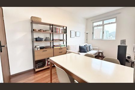 Apartamento à venda com 1 quarto, 40m² em Carmo, Belo Horizonte