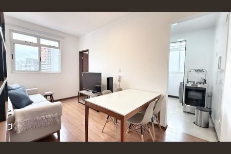 Apartamento à venda com 1 quarto, 40m² em Carmo, Belo Horizonte